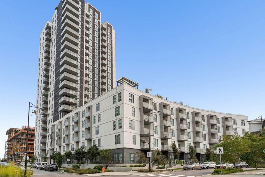1401 3430 E Kent Avenue Vancouver, BC - 1