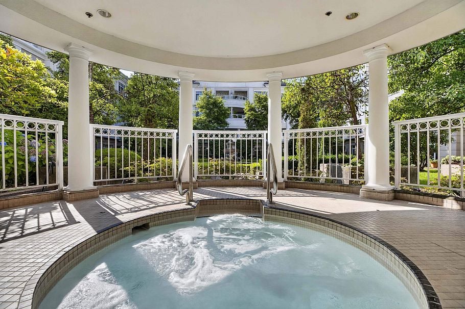 405 5735 Hampton Place Vancouver, BC - 30