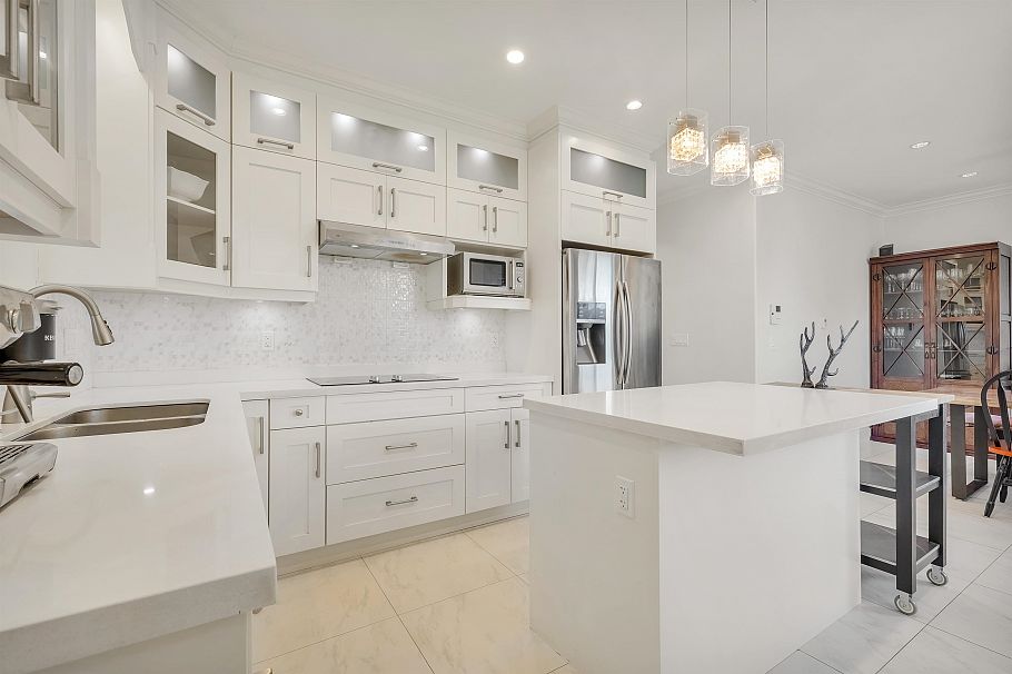 5887 Battison Street Vancouver, BC - 7