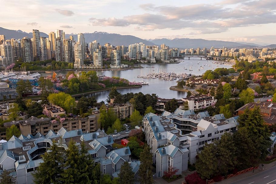 8 1355 W 4th Avenue Vancouver, BC - 30