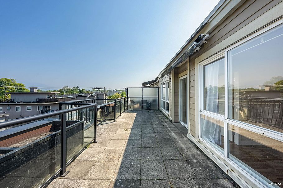 PH1 2265 E Hastings Street Vancouver, BC - 24