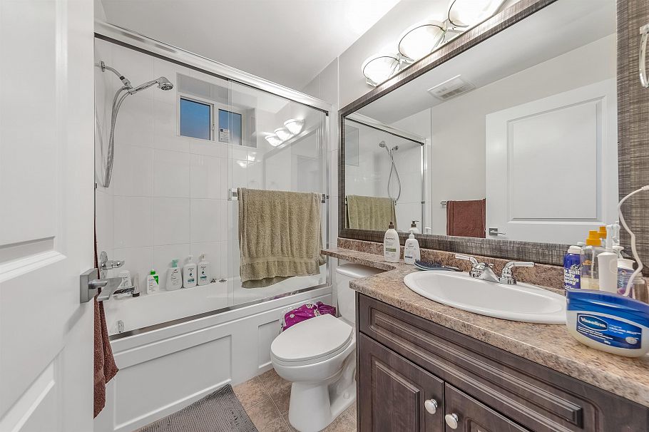 5887 Battison Street Vancouver, BC - 34