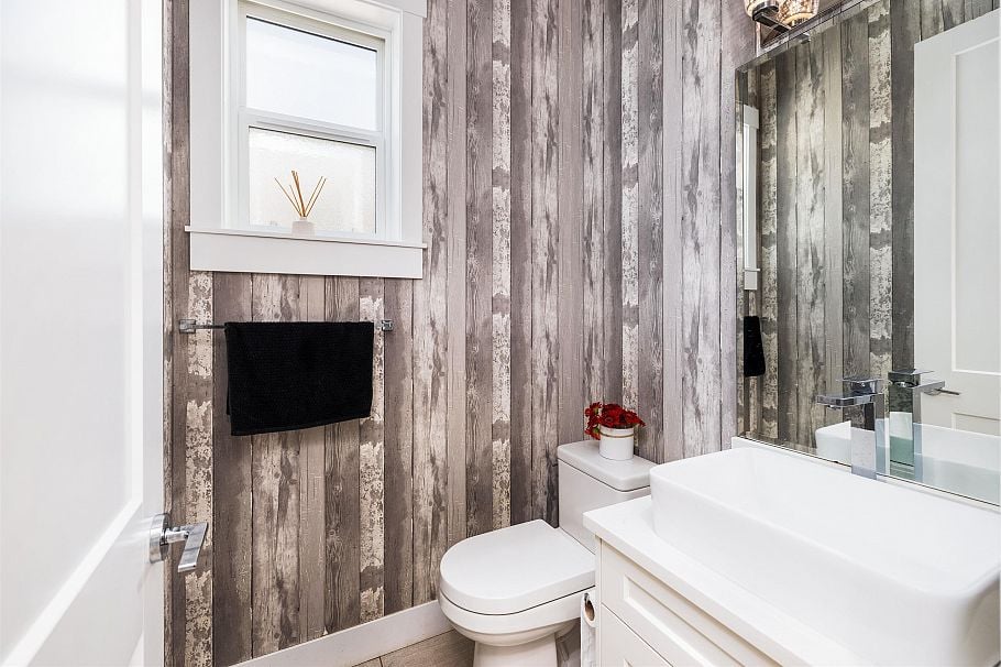 1585 Draycott Road North Vancouver, BC - 15