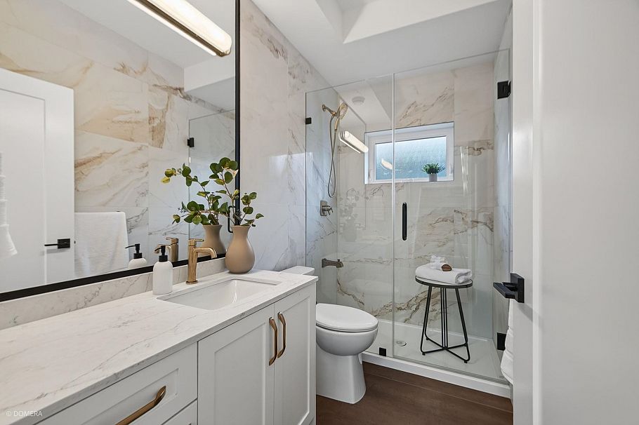 2 2035 51st Street Vancouver, BC - 18
