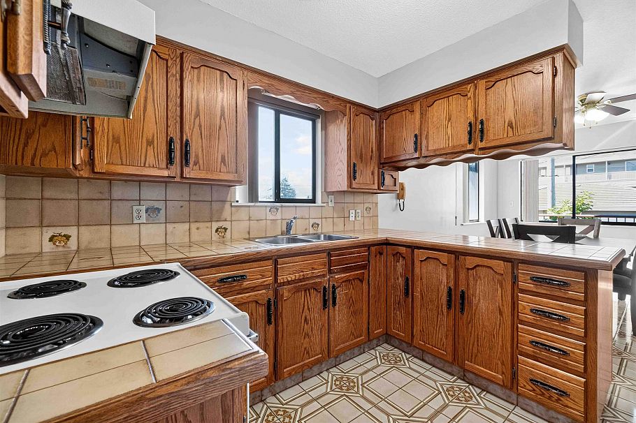 2739 E 8th Avenue Vancouver, BC - 15