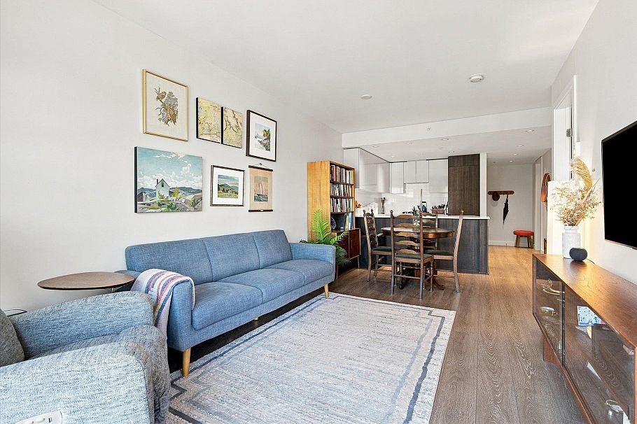 323 1588 E Hastings Street Vancouver, BC - 10
