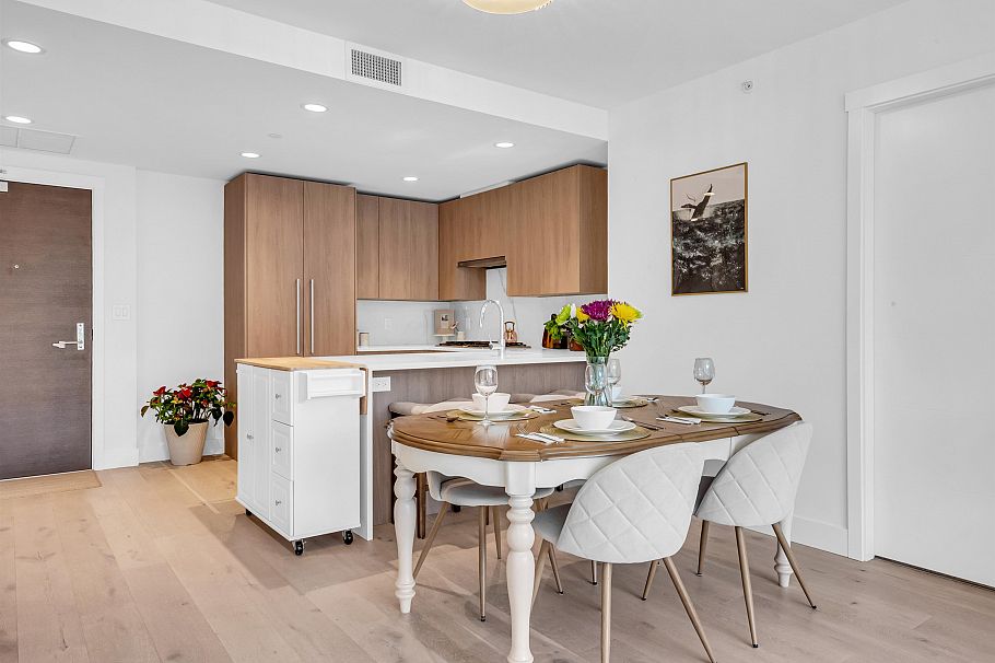 2707 Library Lane North Vancouver, BC - 4