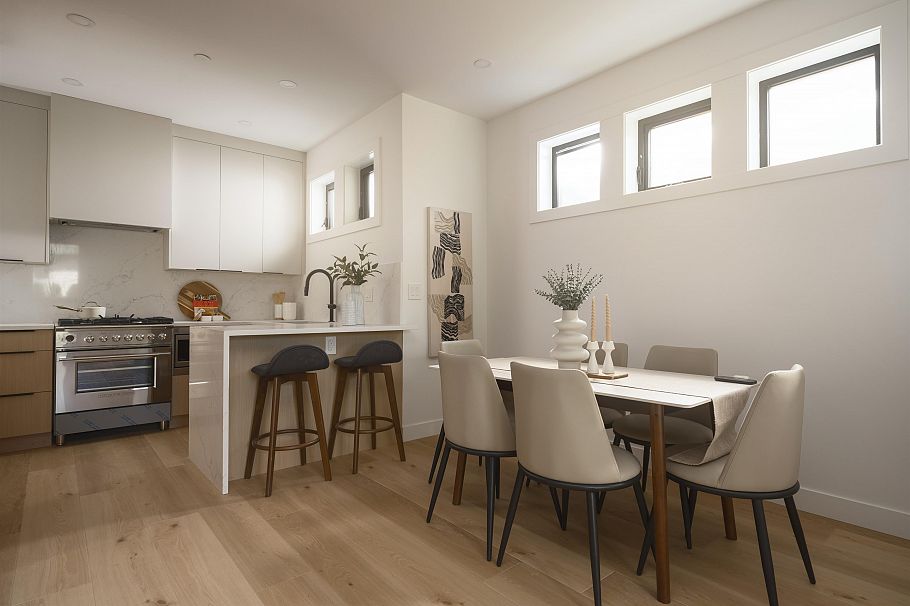 920 E 16th Avenue Vancouver, BC - 5