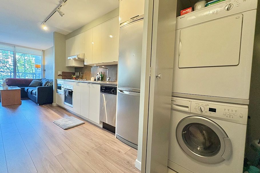 308 161 W Georgia Street Vancouver, BC - 22