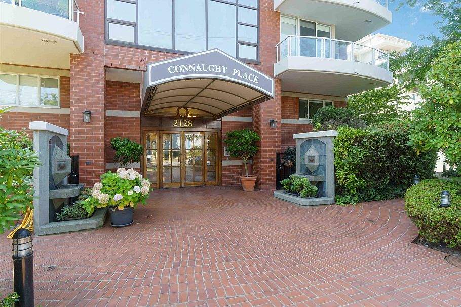9 2128 W 43rd Avenue Vancouver, BC - 2