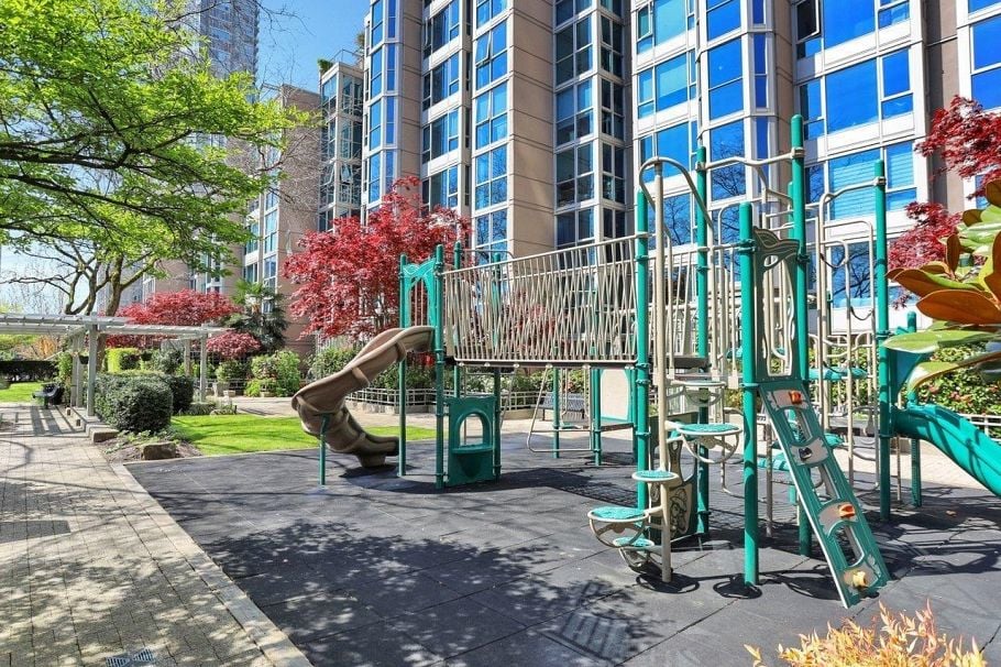 502 1318 Homer Street Vancouver, BC - 16