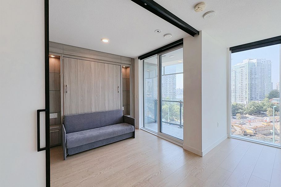 886 87 Nelson Street Vancouver, BC - 7