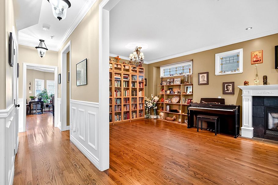 2985 W 16th Avenue Vancouver, BC - 7