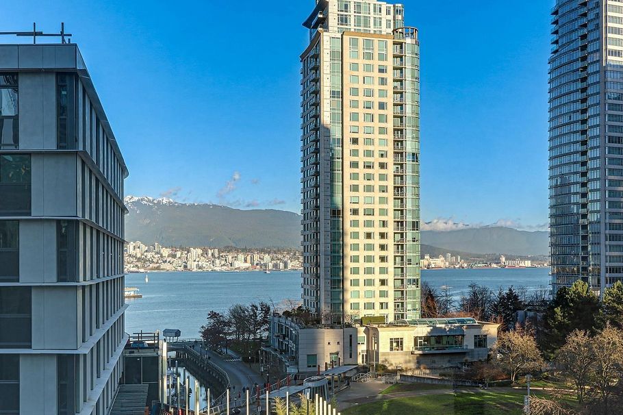 702 588 Broughton Street Vancouver, BC - 7