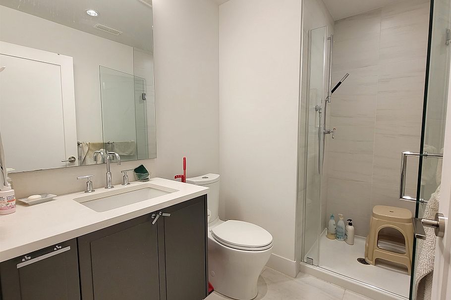 7585 Yukon Street Vancouver, BC - 11