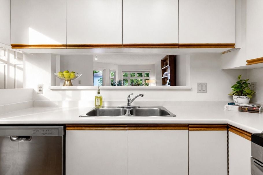 307 2800 Chesterfield Avenue North Vancouver, BC - 9