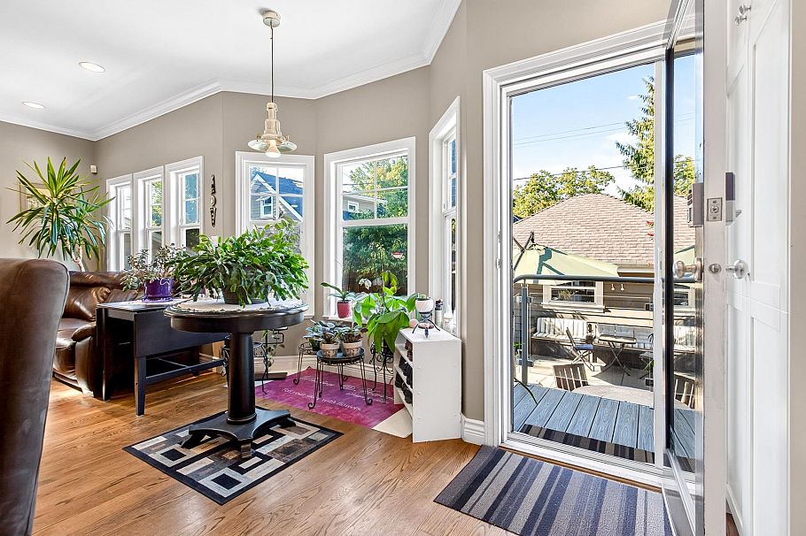 2985 W 16th Avenue Vancouver, BC - 19
