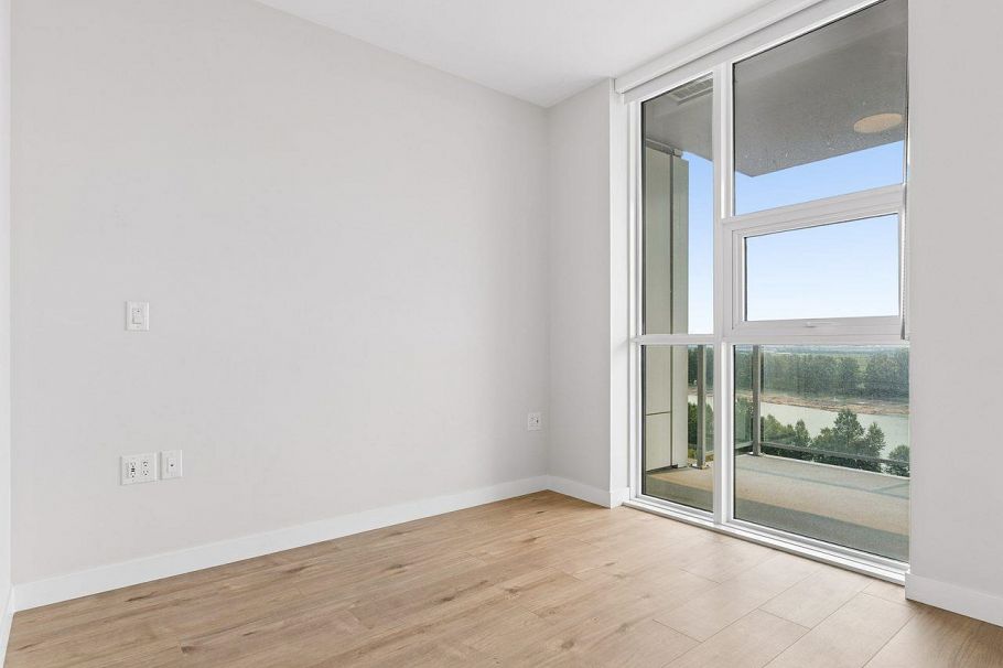 1401 3430 E Kent Avenue Vancouver, BC - 11
