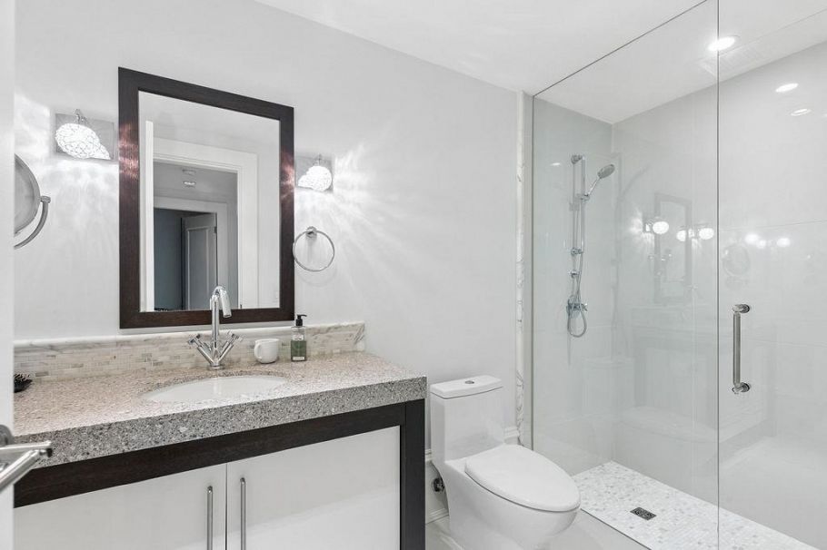 PH2 1102 Hornby Street Vancouver, BC - 25
