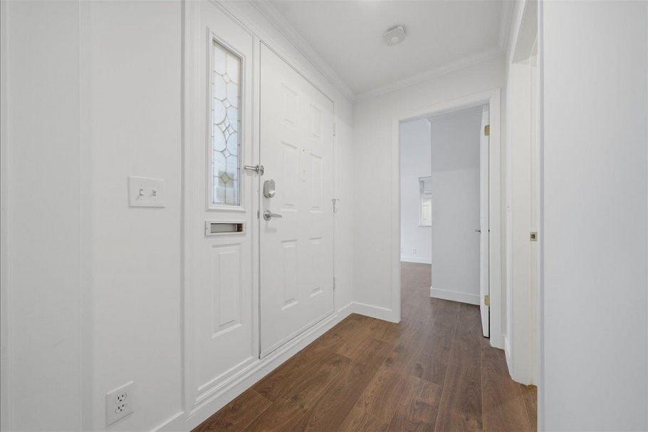 729 W 7th Avenue Vancouver, BC - 13