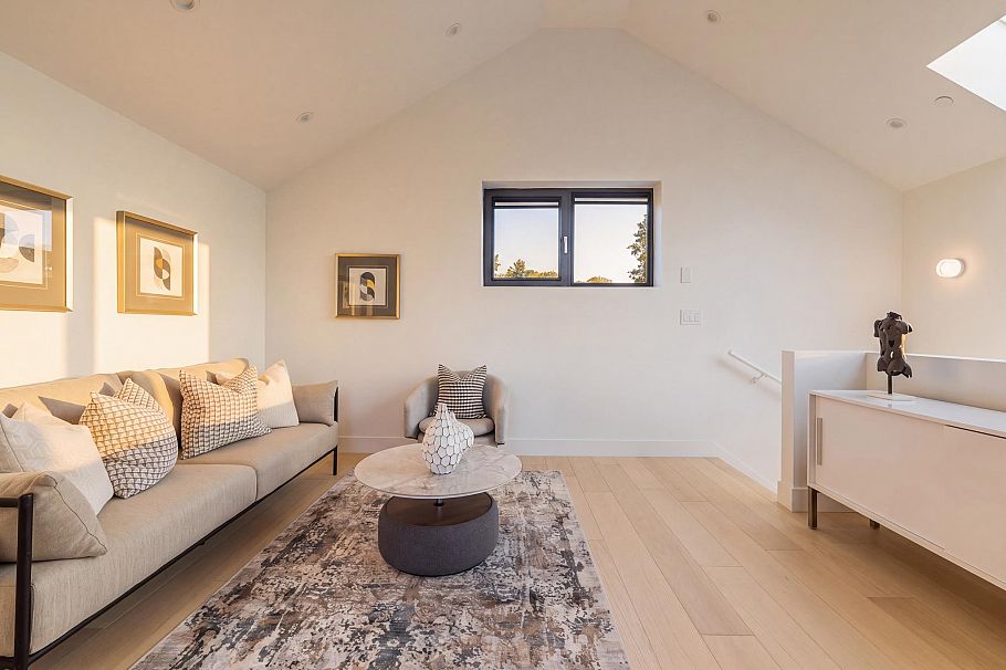 20 W 14th Avenue Vancouver, BC - 25