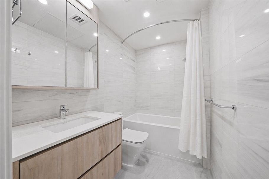 303 477 W 59th Avenue Vancouver, BC - 15