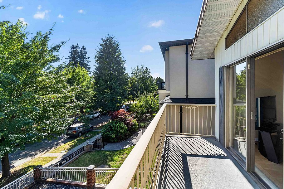 2739 E 8th Avenue Vancouver, BC - 35