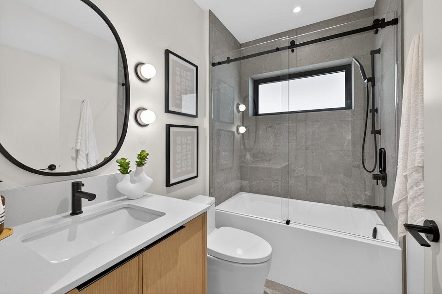 1 58 E 40th Avenue Vancouver, BC - 29
