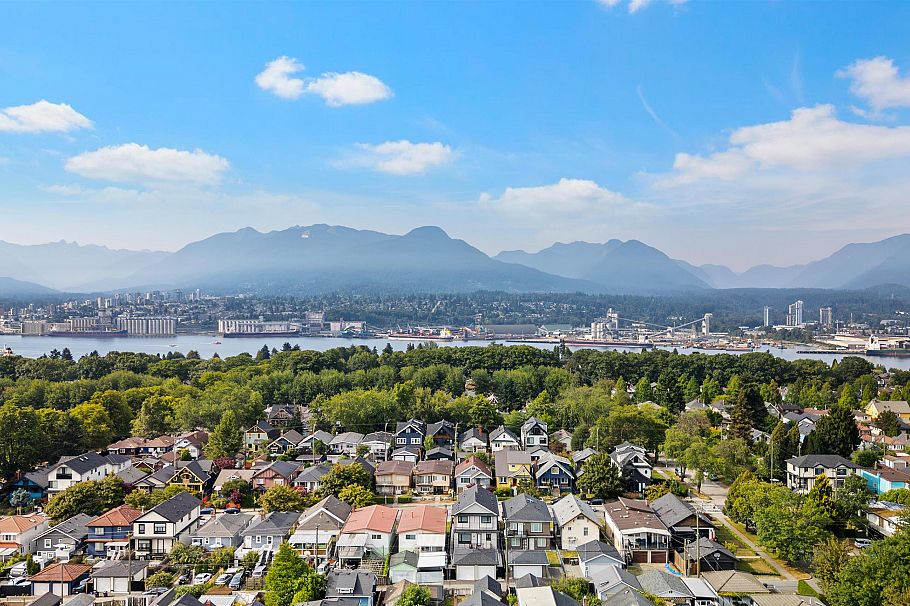 2673 Pandora Street Vancouver, BC - 17