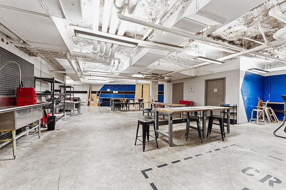 304 384 E 1st Avenue Vancouver, BC - 32