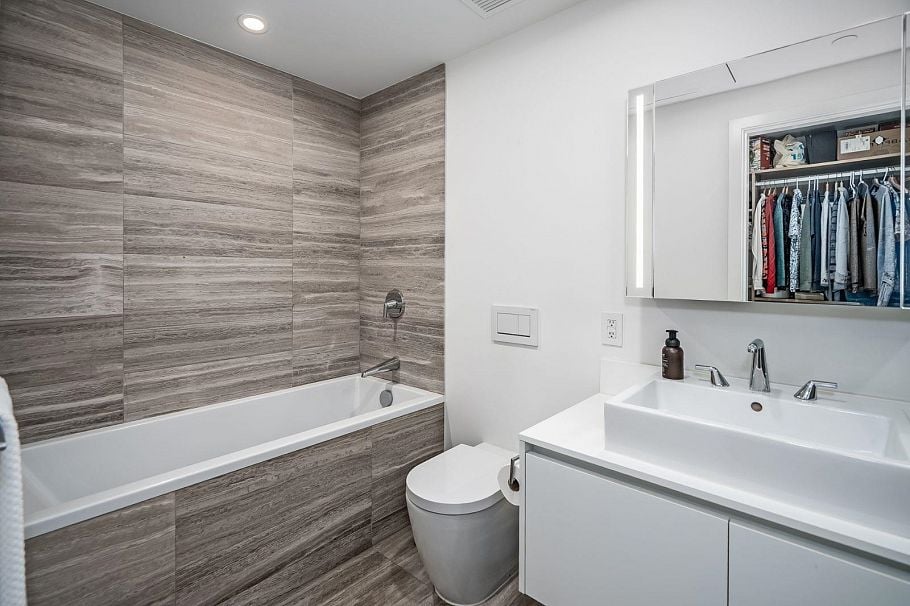 3307 1480 Howe Street Vancouver, BC - 19
