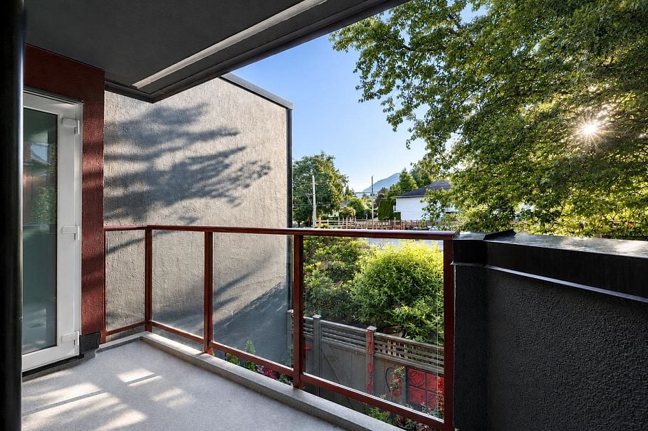 307 2800 Chesterfield Avenue North Vancouver, BC - 18
