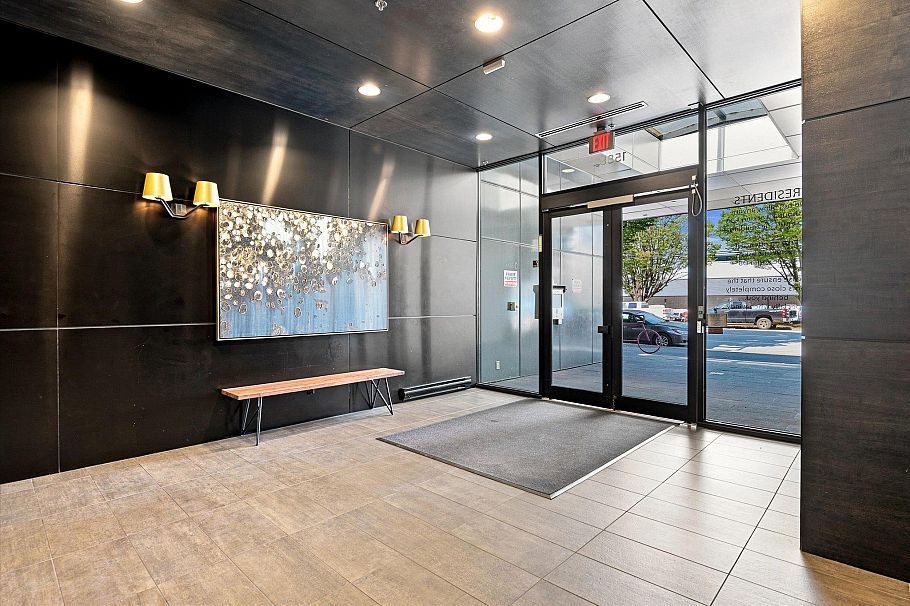 323 1588 E Hastings Street Vancouver, BC - 33