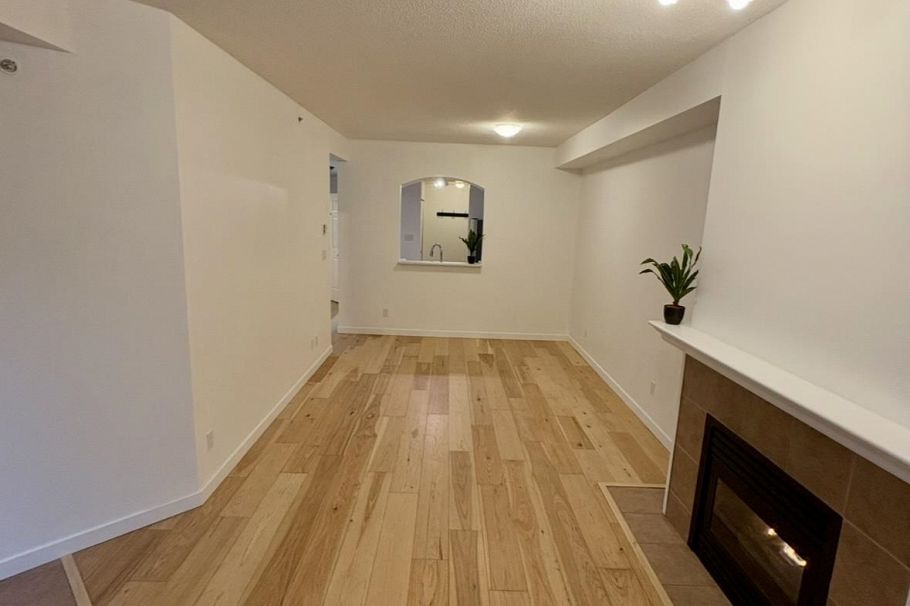 212 3600 Windcrest Drive North Vancouver, BC - 7