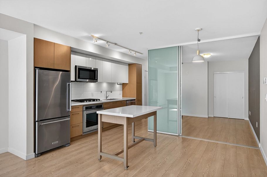 304 384 E 1st Avenue Vancouver, BC - 17
