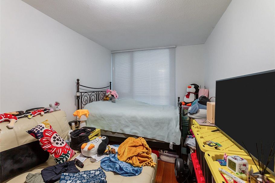 302 188 E Esplanade North Vancouver, BC - 16