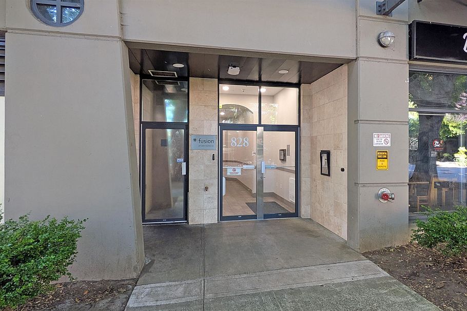 505 828 Cardero Street Vancouver, BC - 2