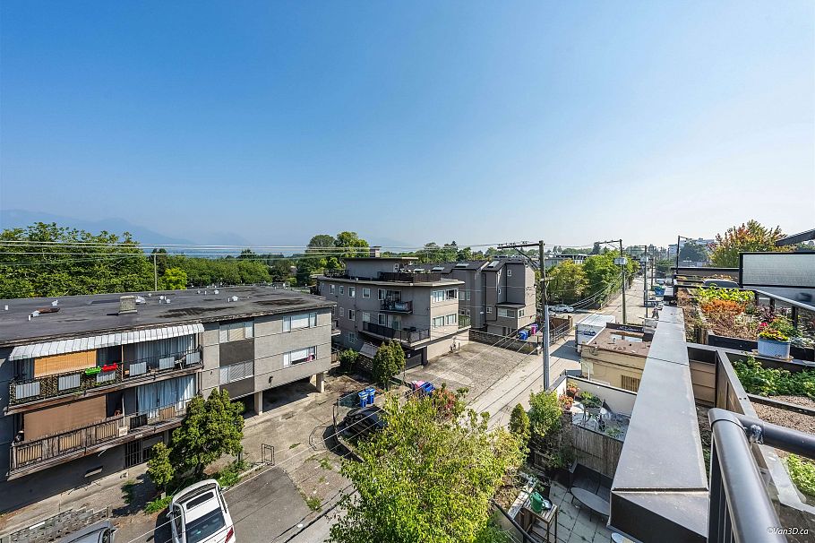 PH1 2265 E Hastings Street Vancouver, BC - 30
