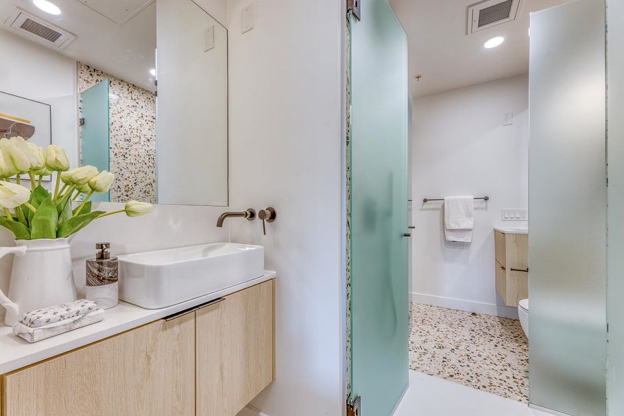 512 2471 St. George Street Vancouver, BC - 16