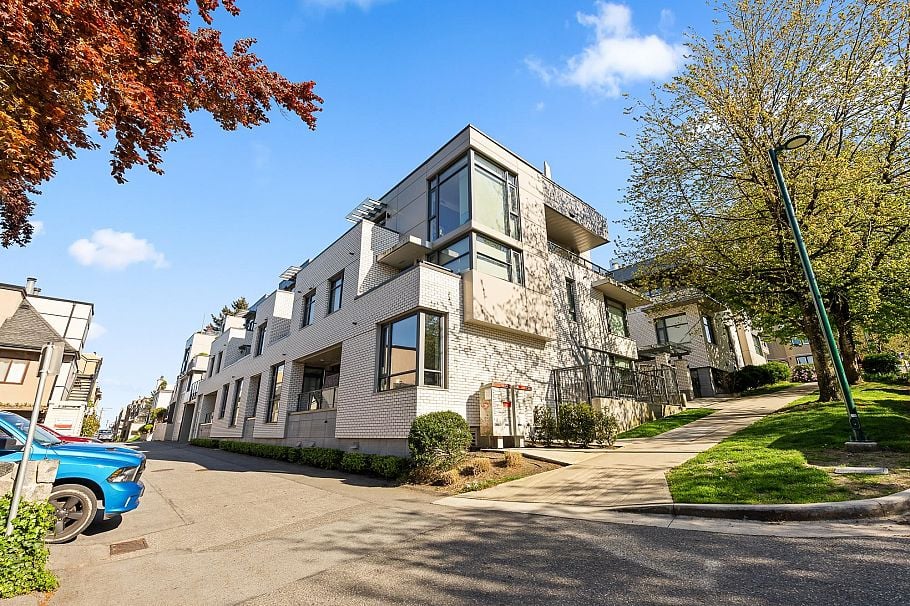 9 2366 Birch Street Vancouver, BC - 22