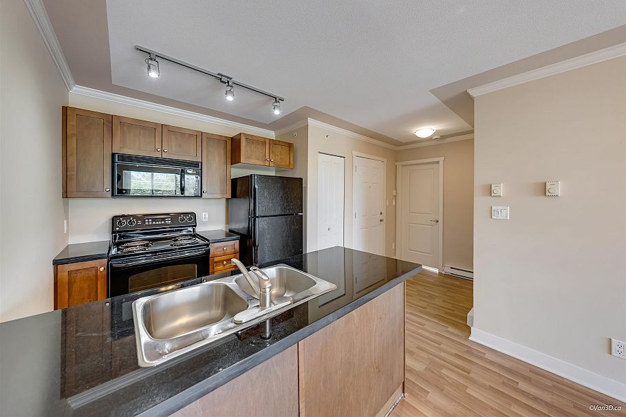PH1 2265 E Hastings Street Vancouver, BC - 18