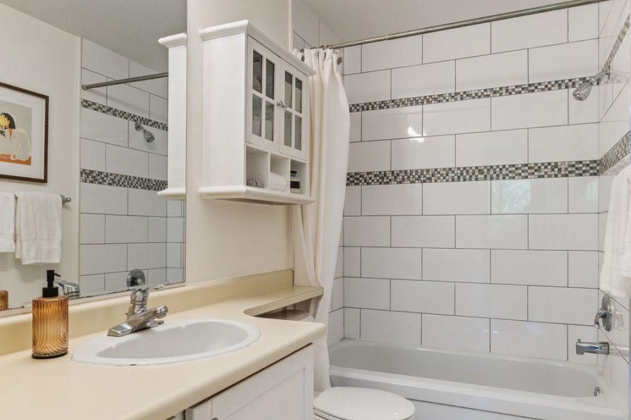 8 1355 W 4th Avenue Vancouver, BC - 25