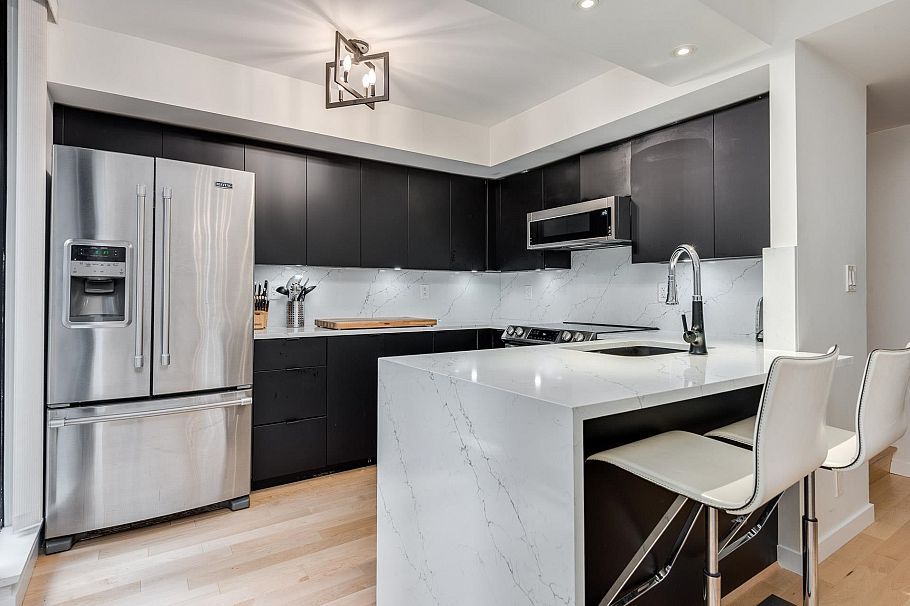 973 Mainland Street Vancouver, BC - 9