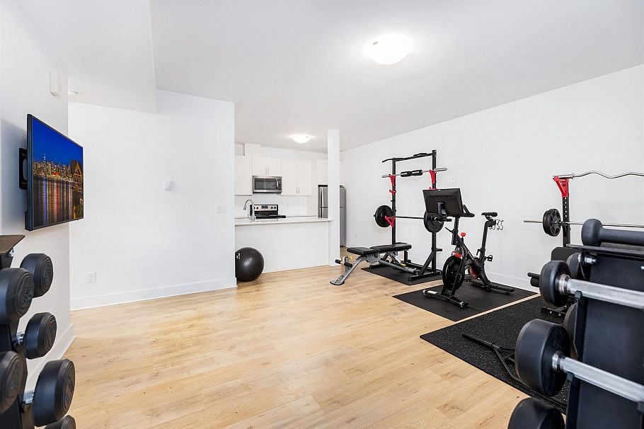 1585 Draycott Road North Vancouver, BC - 28
