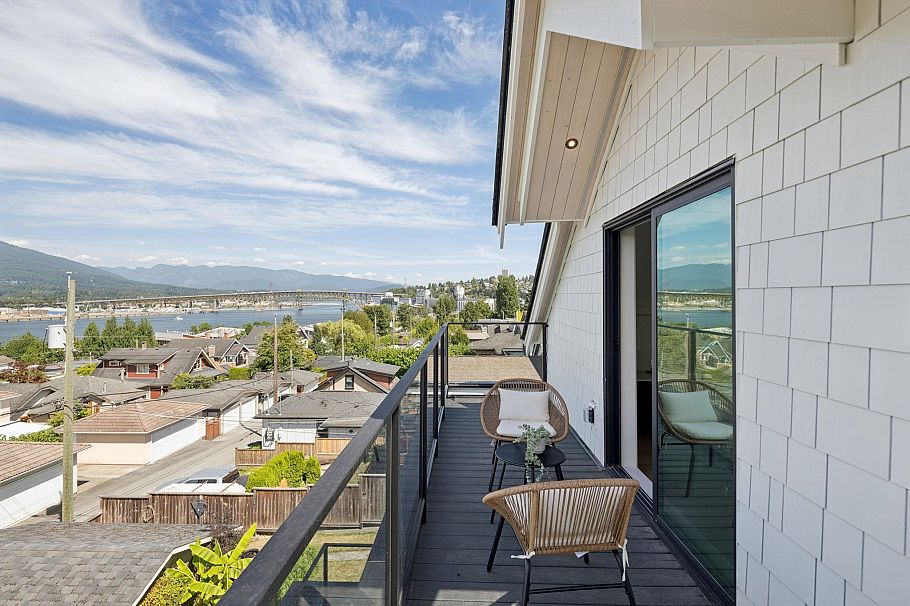 2 2815 Trinity Street Vancouver, BC - 36