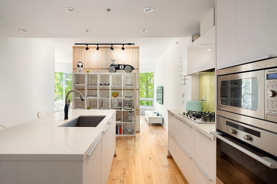 406 1661 Ontario Street Vancouver, BC - 6