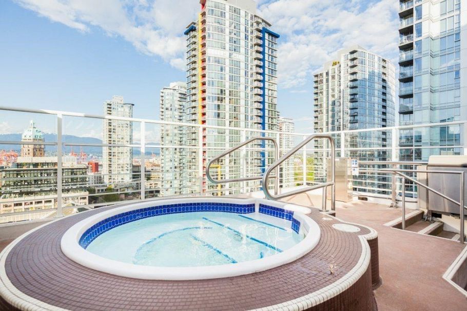 308 161 W Georgia Street Vancouver, BC - 25