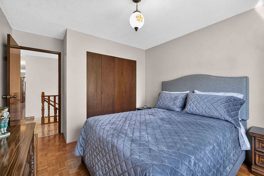 2739 E 8th Avenue Vancouver, BC - 28