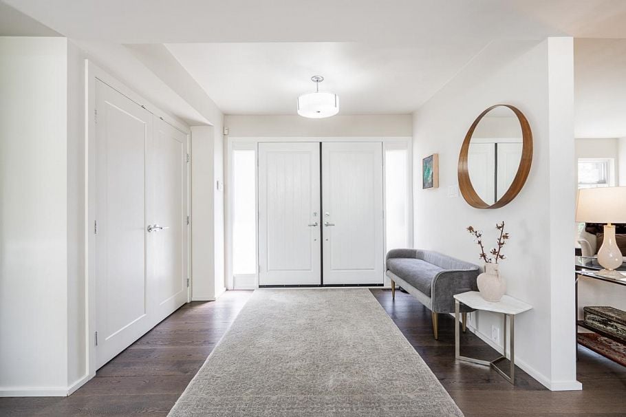 4241 Yuculta Crescent Vancouver, BC - 2