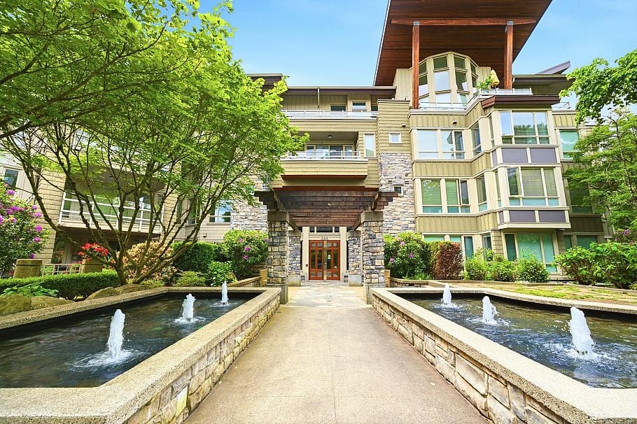 318 560 Raven Woods Drive North Vancouver, BC - 2